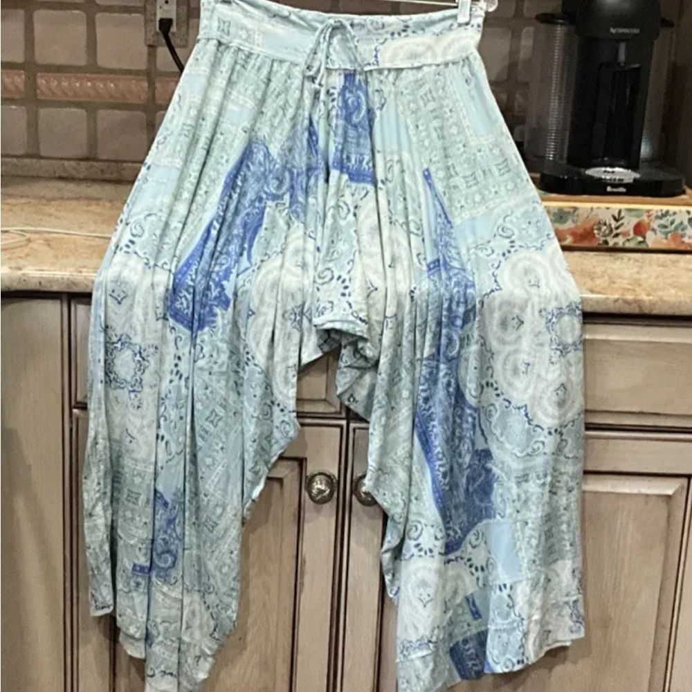 Free People Seven Stars Printed Pants Paisley Wide Leg Blue White Green - Picture 3 of 6
